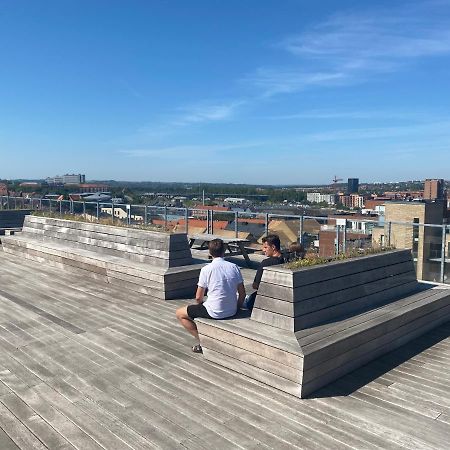 Modern Central Apt With Rooftop, Privat Balcony, & Free Parking,Next To Aarhus Attractions المظهر الخارجي الصورة