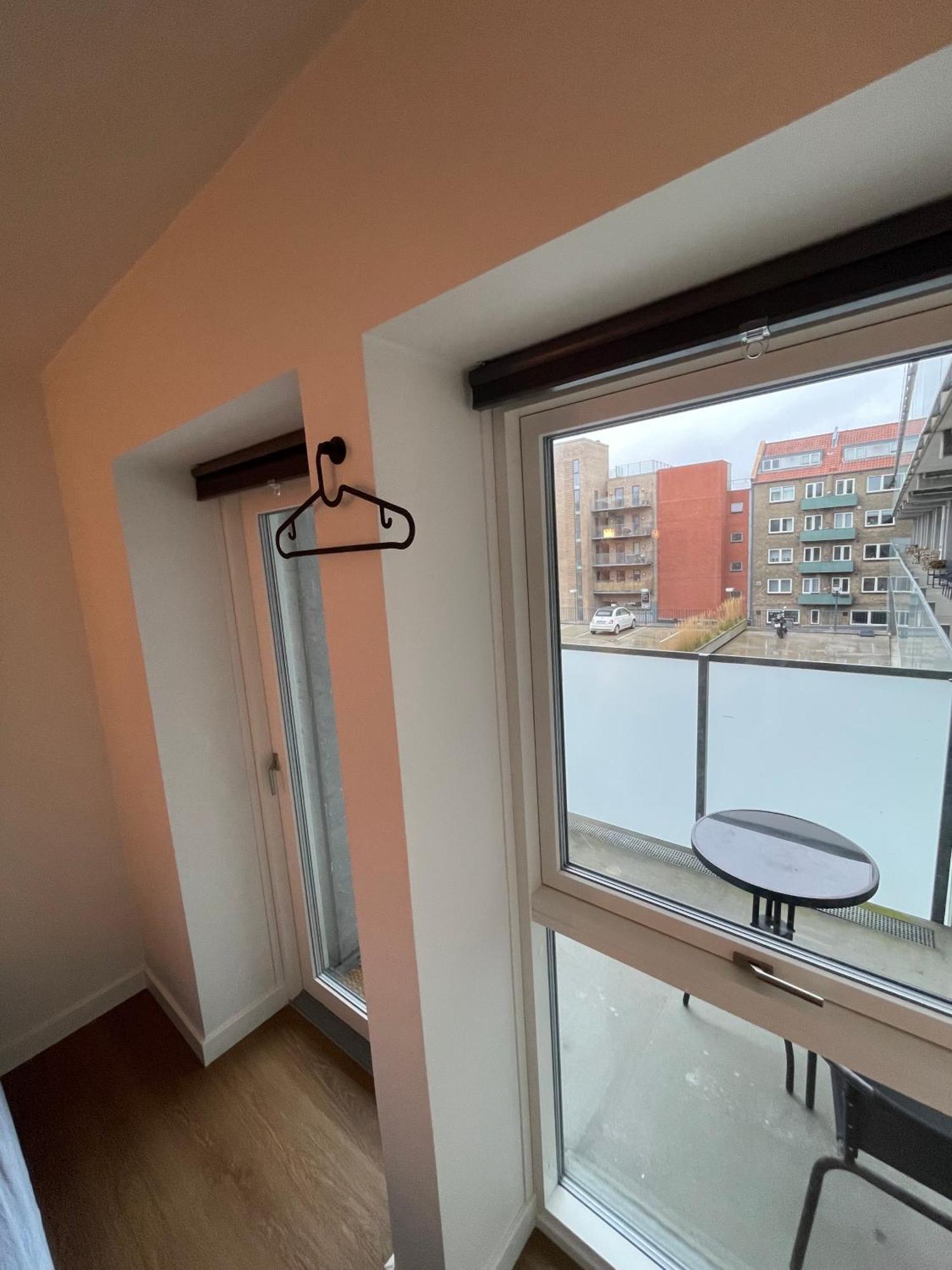 Modern Central Apt With Rooftop, Privat Balcony, & Free Parking,Next To Aarhus Attractions المظهر الخارجي الصورة