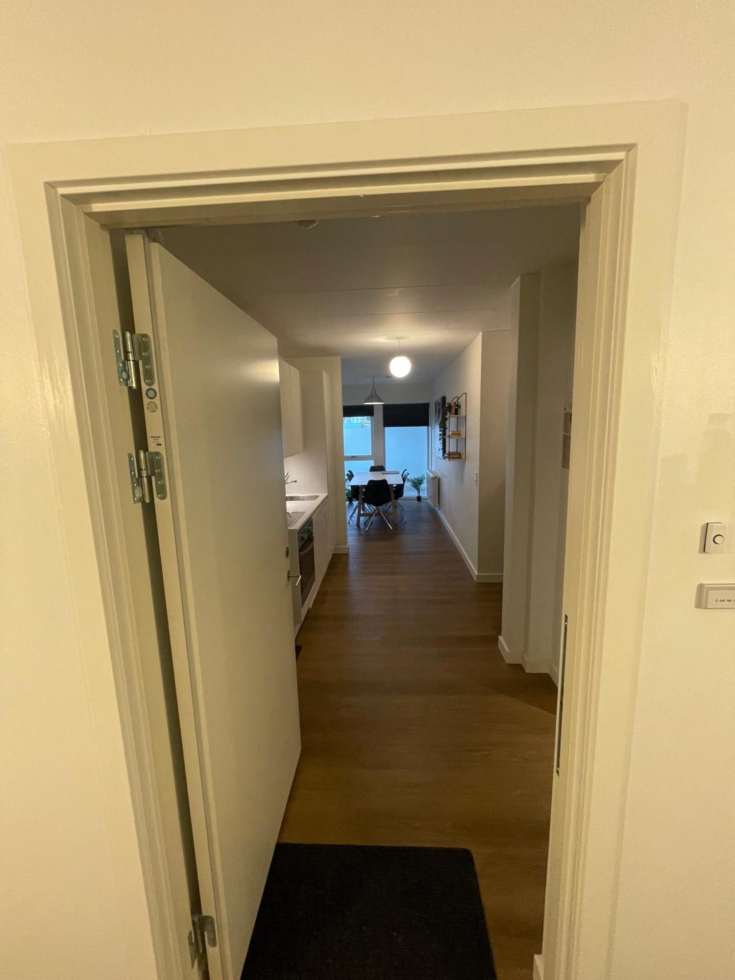 Modern Central Apt With Rooftop, Privat Balcony, & Free Parking,Next To Aarhus Attractions المظهر الخارجي الصورة